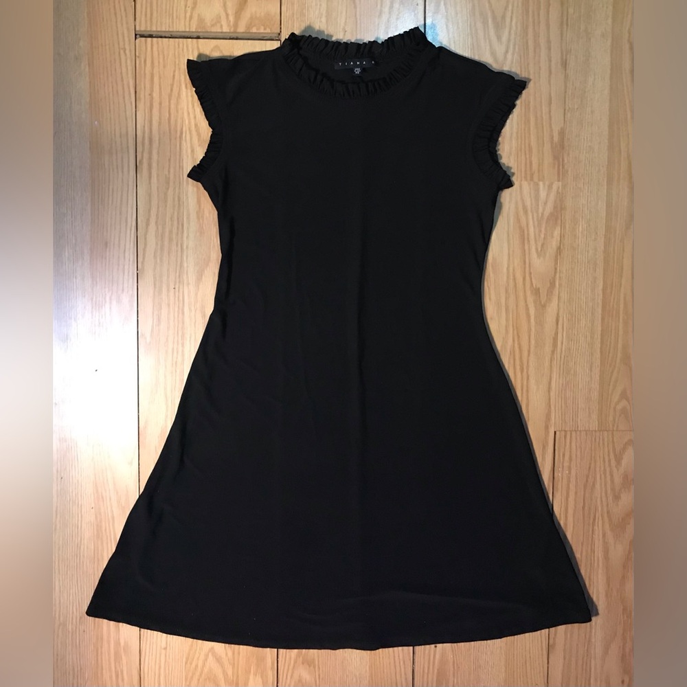 Vintage US Made Tiana B. A-Line Sleeveless Shift Dress XS Black w Ruffles